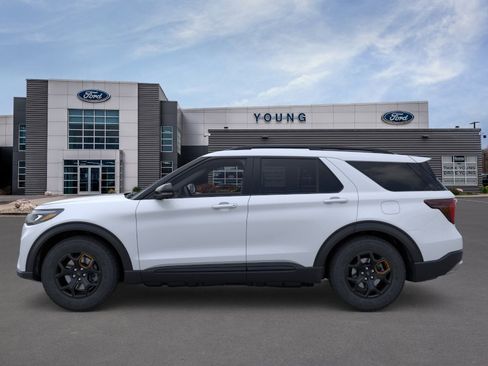New 2026 Ford Explorer Tremor image 3