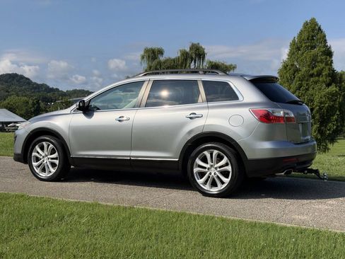 Used 2012 MAZDA CX-9 Grand Touring w/ Moonroof & Bose Audio Pkg FWD image 2