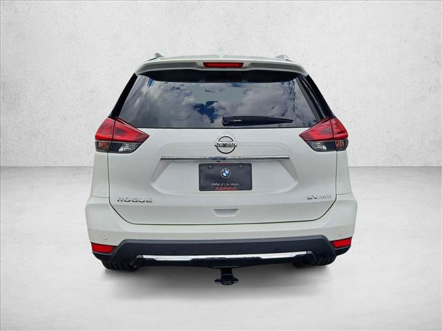 Used 2020 Nissan Rogue SV w/ Sun & Sound Touring Package AWD/4WD image 7