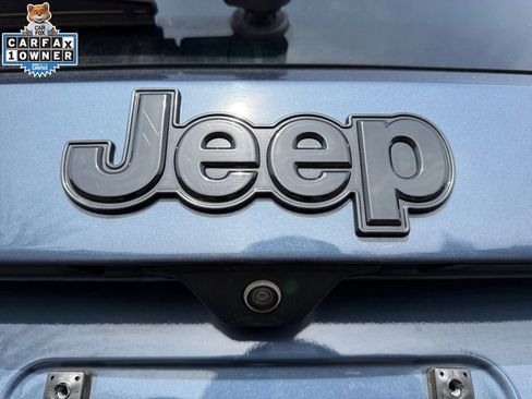 Certified 2023 Jeep Renegade Latitude image 17