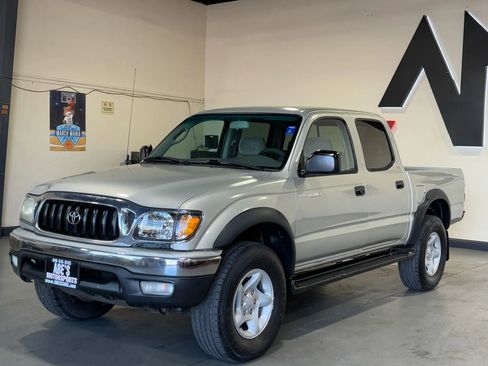 Used 2003 Toyota Tacoma PreRunner RWD image 1
