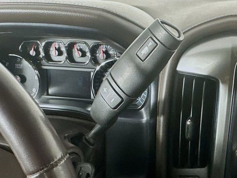 Used 2018 Chevrolet Silverado 1500 LTZ w/ Texas Edition image 17