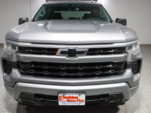 Used 2023 Chevrolet Silverado 1500 RST AWD/4WD image 4