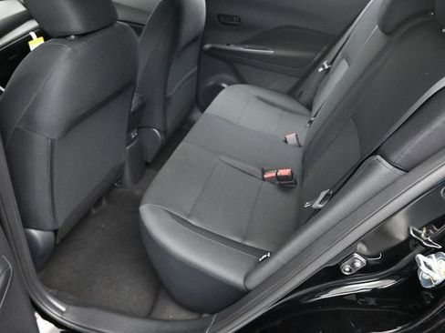 New 2025 Nissan Kicks Play S image 27