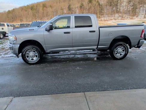 Used 2024 RAM 2500 Tradesman w/ Chrome Appearance Group image 2