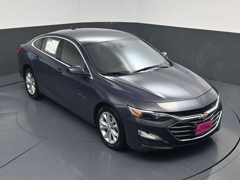 Used 2025 Chevrolet Malibu LT FWD image 14