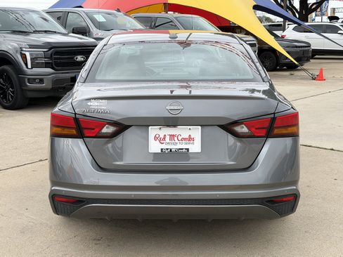 Used 2025 Nissan Altima 2.5 SV FWD image 6