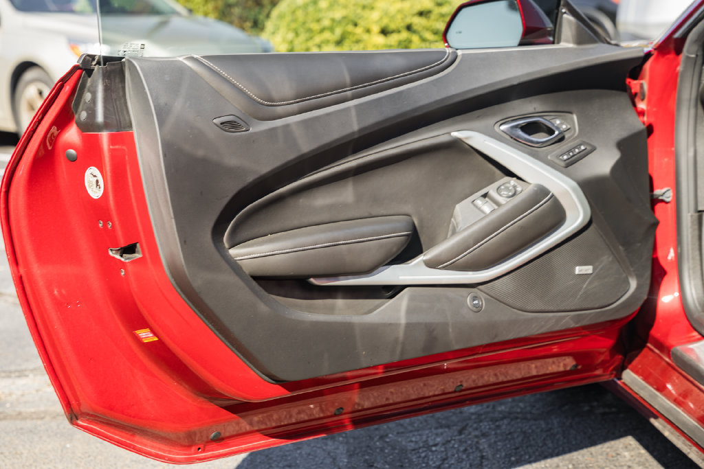 Used 2022 Chevrolet Camaro SS RWD image 36