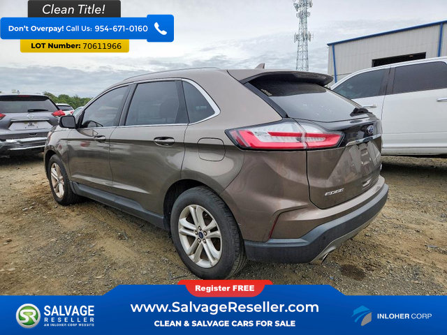 Used 2019 Ford Edge SEL w/ Cold Weather Package AWD/4WD image 3