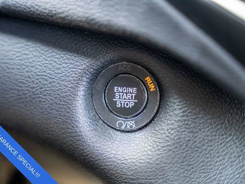 Used 2020 Jeep Cherokee Trailhawk w/ Cold Weather Group image 24