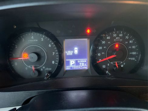 Used 2015 Toyota Sienna LE FWD image 19