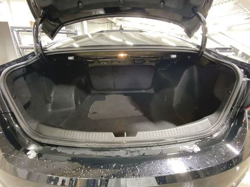 Used 2022 Chevrolet Malibu LT w/ Leather Package image 25