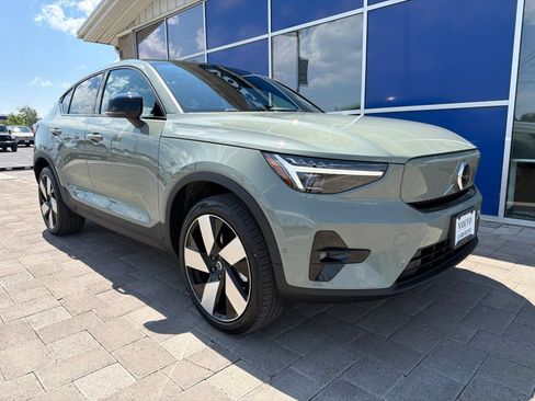 Used 2023 Volvo C40 P8 Recharge Ultimate w/ Protection Package Premier AWD/4WD image 2