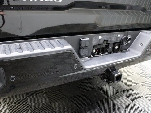 Used 2023 Chevrolet Silverado 1500 ZR2 w/ Technology Package image 50