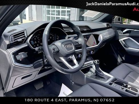 Used 2025 Audi Q3 2.0T Premium w/ Convenience Package AWD/4WD image 11