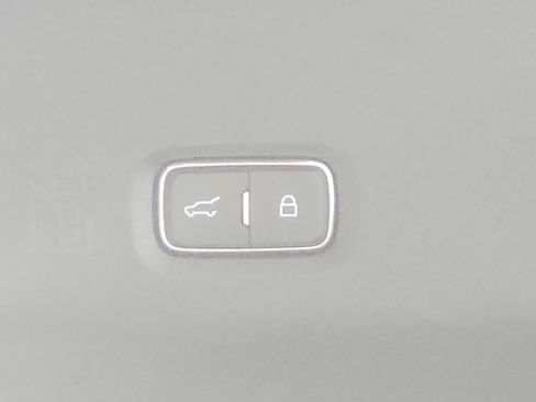 Used 2025 Ford Expedition Active AWD/4WD image 52