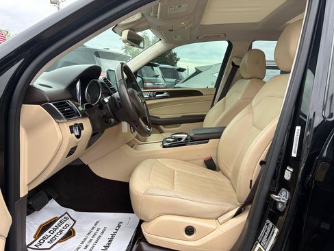 Used 2018 Mercedes-Benz GLE 350 w/ Premium 1 Package image 6