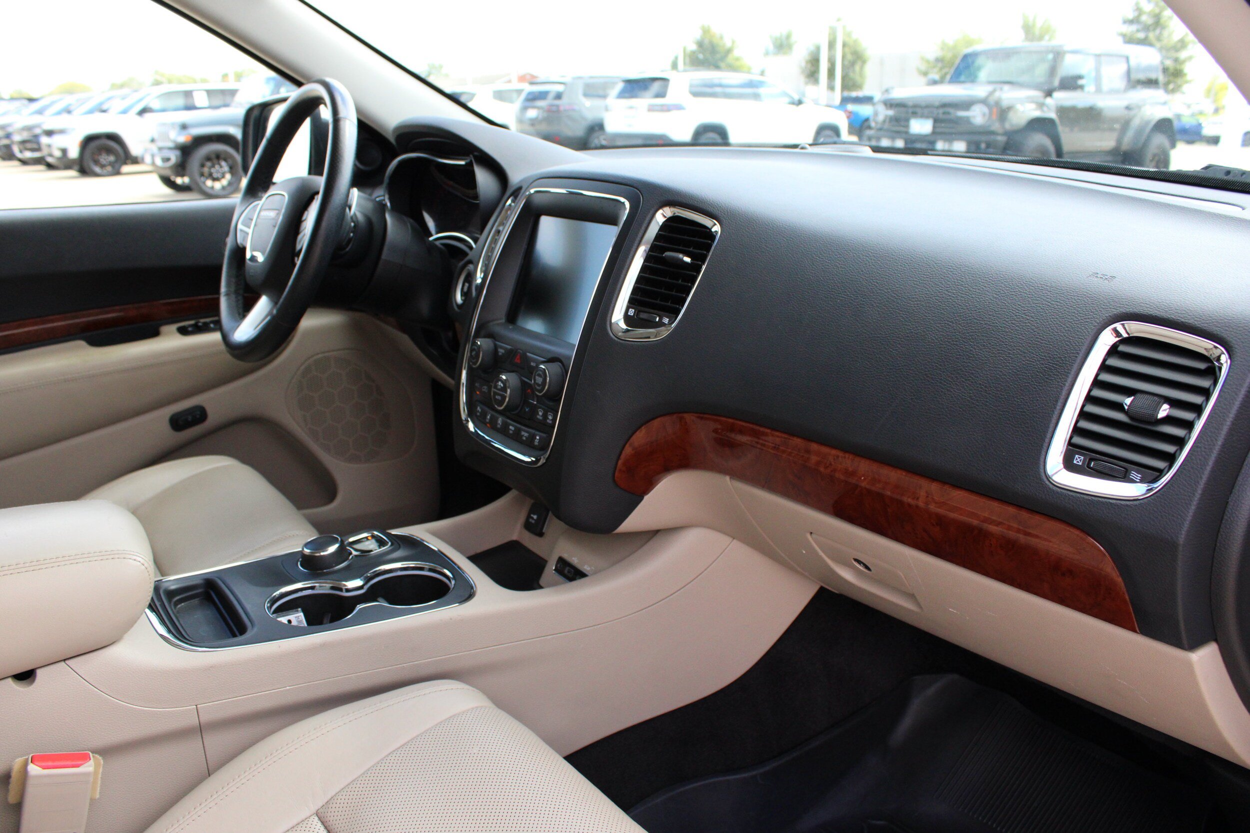 Used 2017 Dodge Durango Citadel w/ Technology Group AWD/4WD image 42