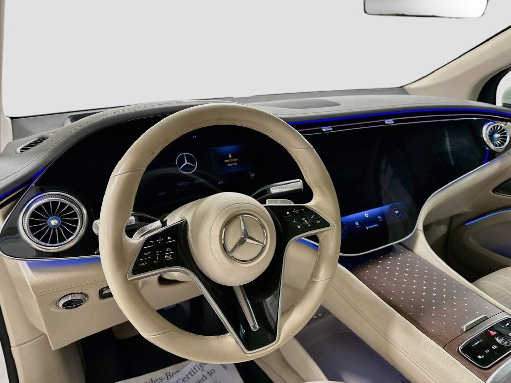 Certified 2023 Mercedes-Benz EQS 580 4MATIC SUV image 4
