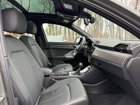 Used 2024 Audi Q3 2.0T Premium image 15