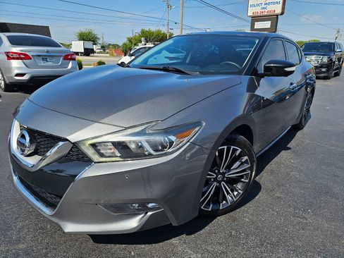Used 2017 Nissan Maxima Platinum w/ Medallion Package image 2