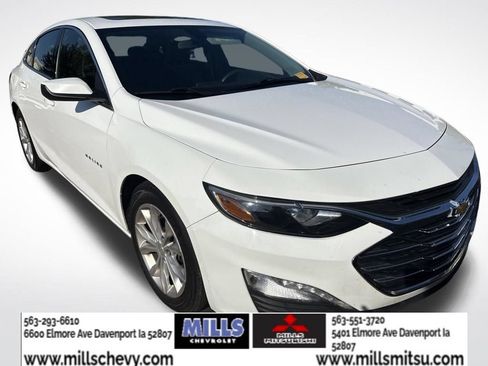 Used 2021 Chevrolet Malibu LT FWD image 2