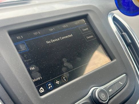 Used 2019 Chevrolet Equinox LS w/ LS Convenience Package FWD image 13