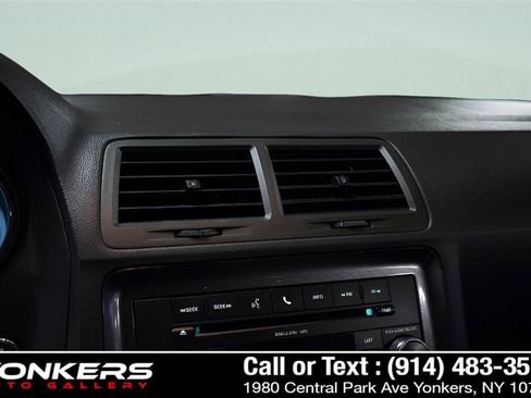 Used 2011 Dodge Challenger image 34