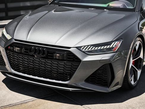 Used 2024 Audi RS 7 Performance AWD/4WD image 6
