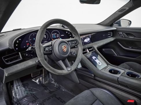 Certified 2023 Porsche Taycan GTS w/ Premium Package (P6U) AWD/4WD image 4