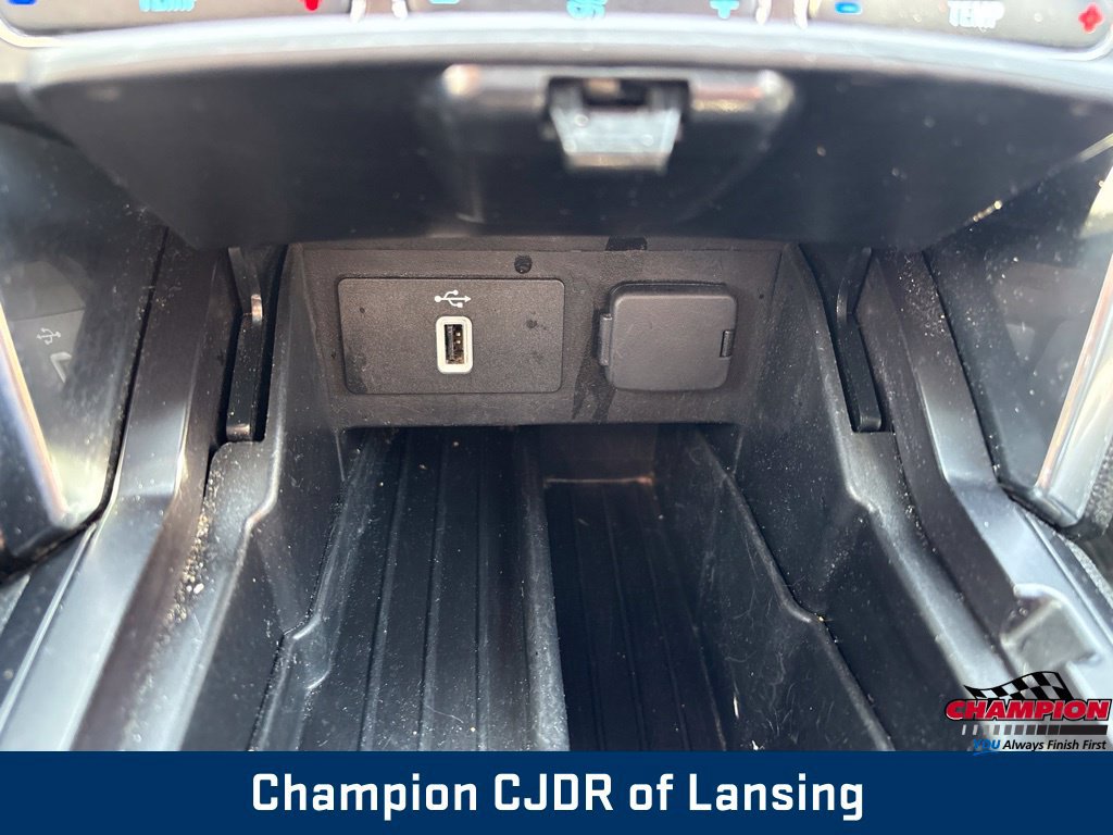 Used 2019 Ford Explorer Sport w/ Equipment Group 401A AWD/4WD image 29