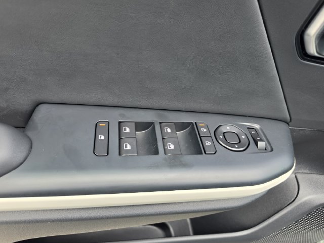 New 2026 Kia K4 GT-Line FWD image 17