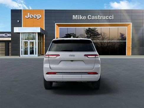 New 2026 Jeep Grand Cherokee L Limited AWD/4WD image 7