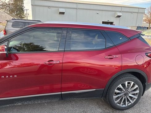 Used 2023 Chevrolet Blazer Premier image 4