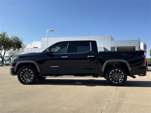Used 2023 Toyota Tundra Limited image 2