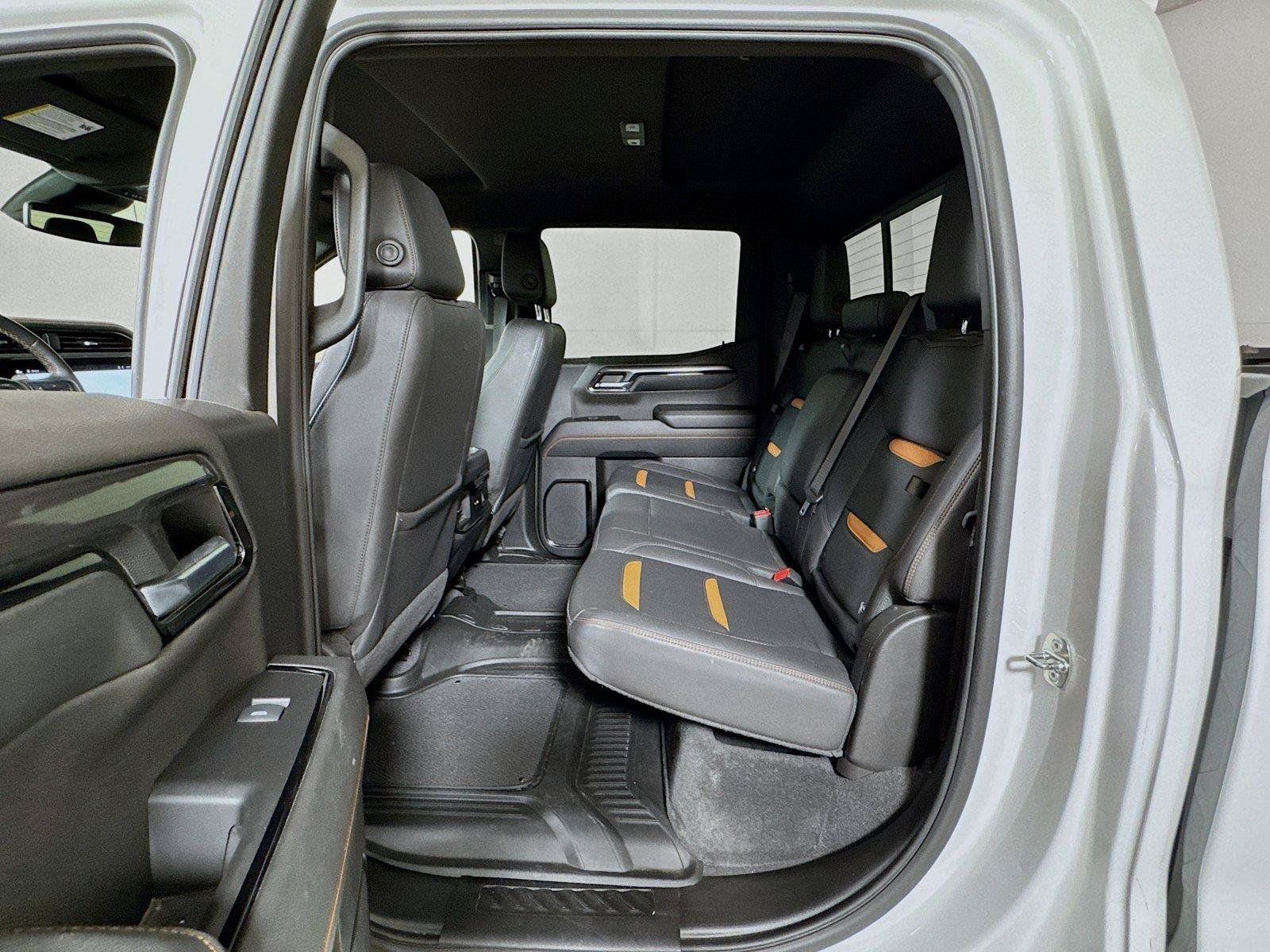 Used 2024 GMC Sierra 1500 AT4 w/ AT4 Preferred Package AWD/4WD image 23
