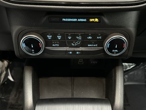 Used 2025 Ford Escape ST-Line AWD/4WD image 32