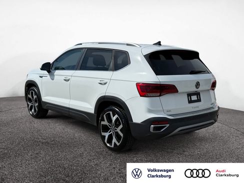 Used 2023 Volkswagen Taos SEL image 3