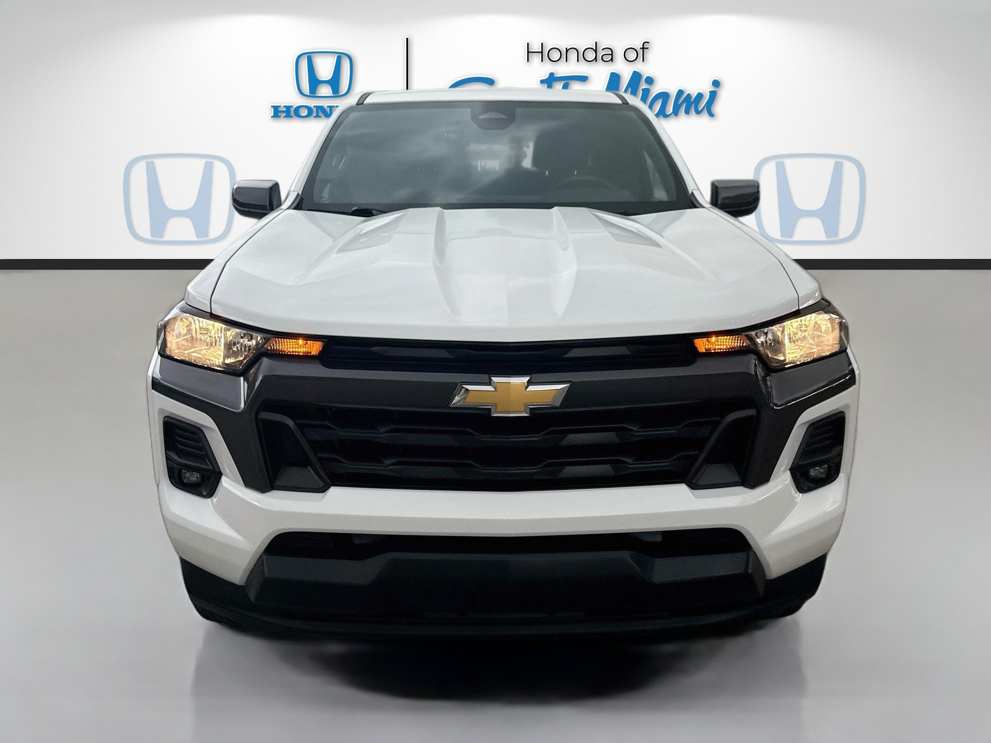 Used 2024 Chevrolet Colorado LT w/ LT Convenience Package RWD image 2