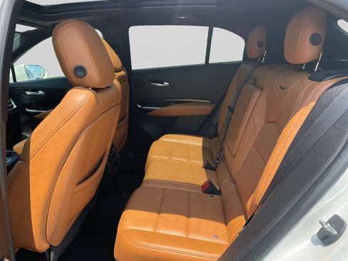 Used 2019 Cadillac XT4 Premium Luxury w/ Technology Package AWD/4WD image 19
