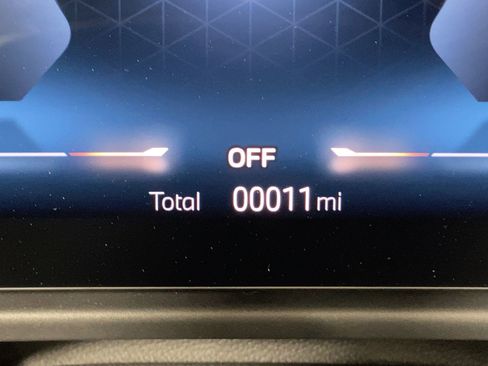 Used 2026 BMW 330i Sedan w/ Convenience Package image 25