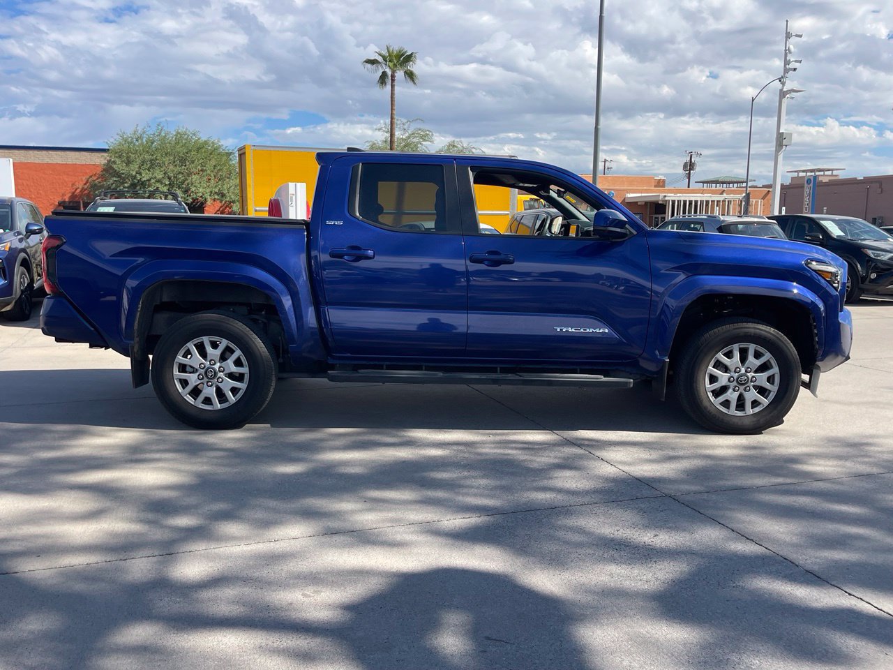 Used 2024 Toyota Tacoma SR5 AWD/4WD image 3