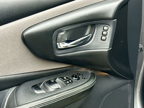 Certified 2024 Nissan Murano SL image 8