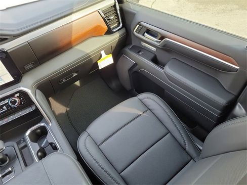 New 2026 GMC Sierra 1500 Denali w/ Technology Package image 16