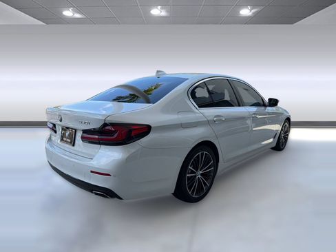Used 2023 BMW 530i w/ Premium Package RWD image 9