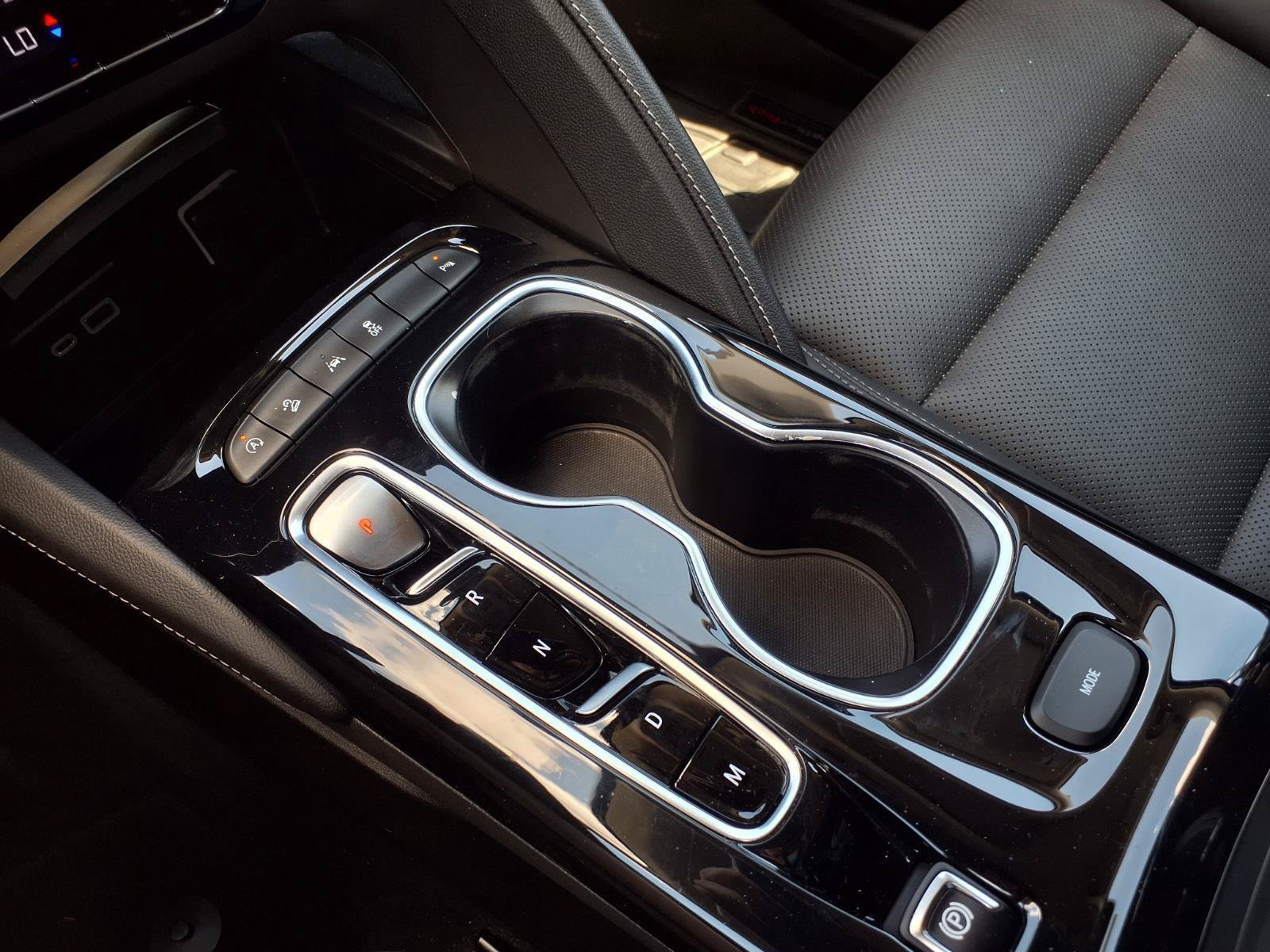 Used 2023 Buick Envision Essence w/ Sport Touring Package AWD/4WD image 9
