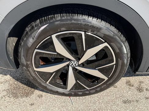 Used 2023 Volkswagen ID.4 Pro S RWD image 17