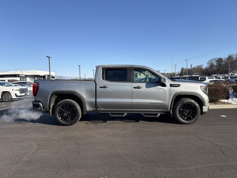 Used 2023 GMC Sierra 1500 Pro w/ Graphite Edition image 4