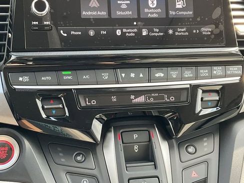 Used 2026 Honda Odyssey EX-L image 26