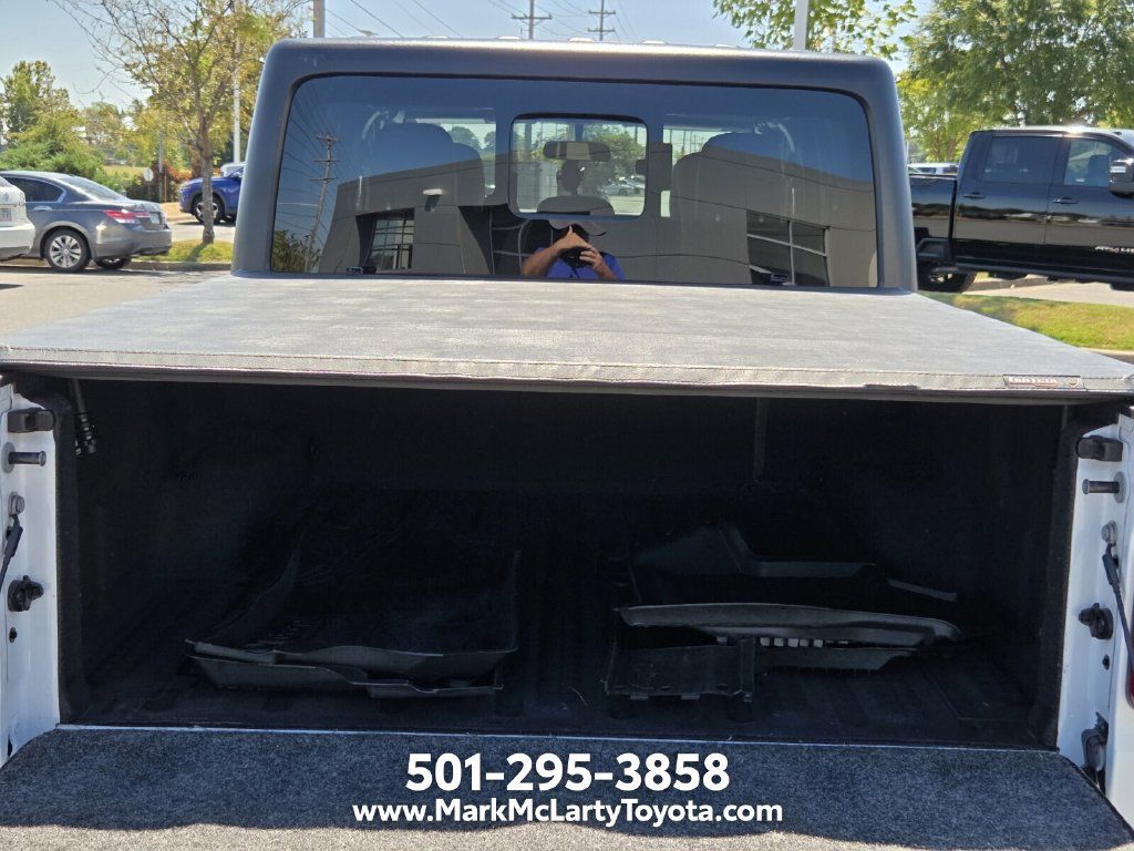 Used 2021 Jeep Gladiator Sport AWD/4WD image 13